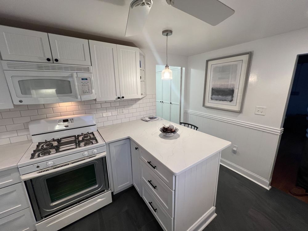 White Shaker Kitchen